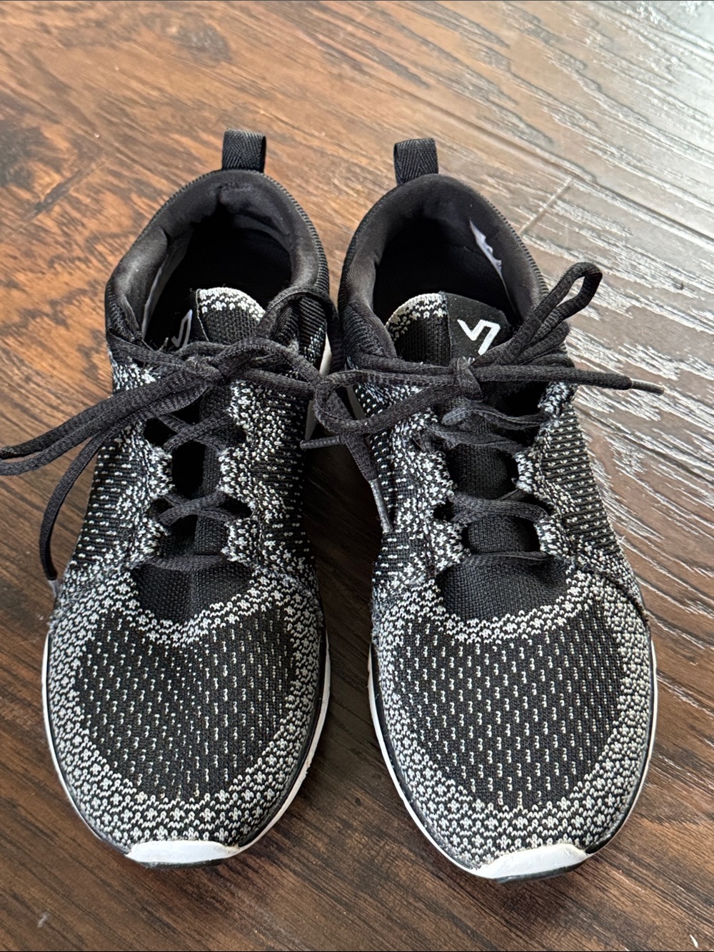Vionic Black and White Women's Athletic Knit Sneakers